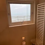 Secret Stay, Wellness Penthouse Studio, Privacy, Seaview, Terras, Sauna Apartment Koksijde