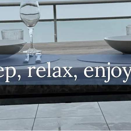Secret Stay, Wellness Penthouse Studio, Privacy, Seaview, Terras, Sauna Apartamento Koksijde
