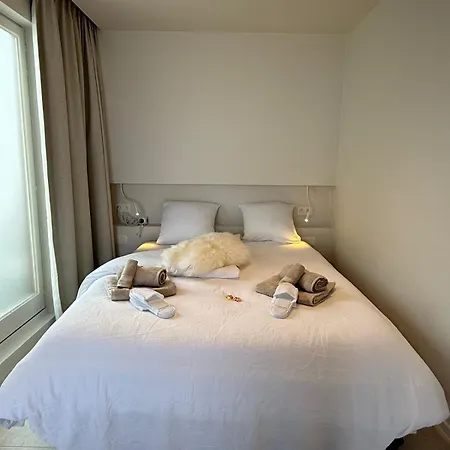 Secret Stay, Wellness Penthouse Studio, Privacy, Seaview, Terras, Sauna