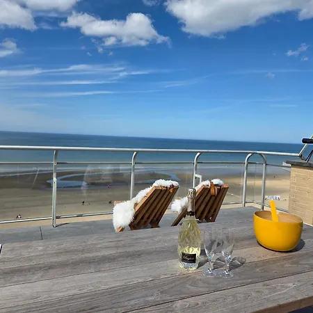 Secret Stay, Wellness Penthouse Studio, Privacy, Seaview, Terras, Sauna Koksijde